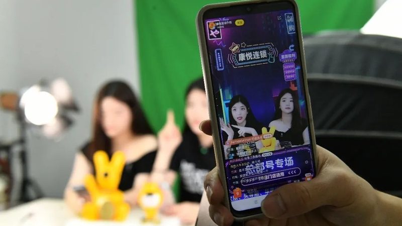 月嫂加盟品牌解析：揭秘优缺点与选择标准